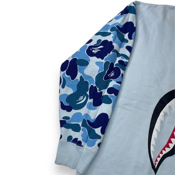 BAPE ABC Camo Shark Oversized Crewneck Women's Size M+ - Picture 3 of 10